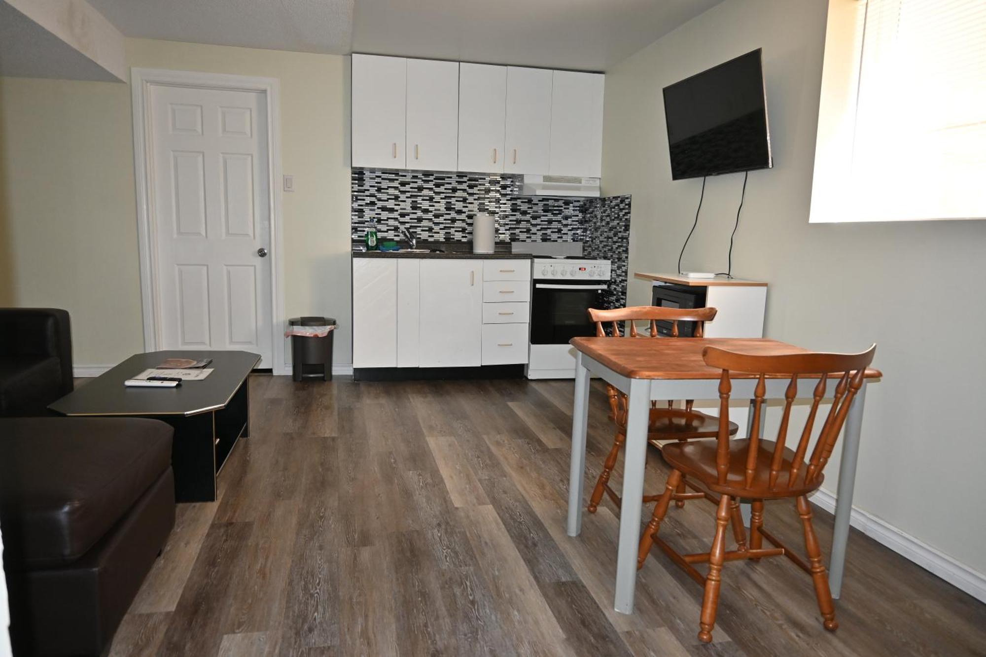 Metropolitan Suite Niagara Falls Exterior photo